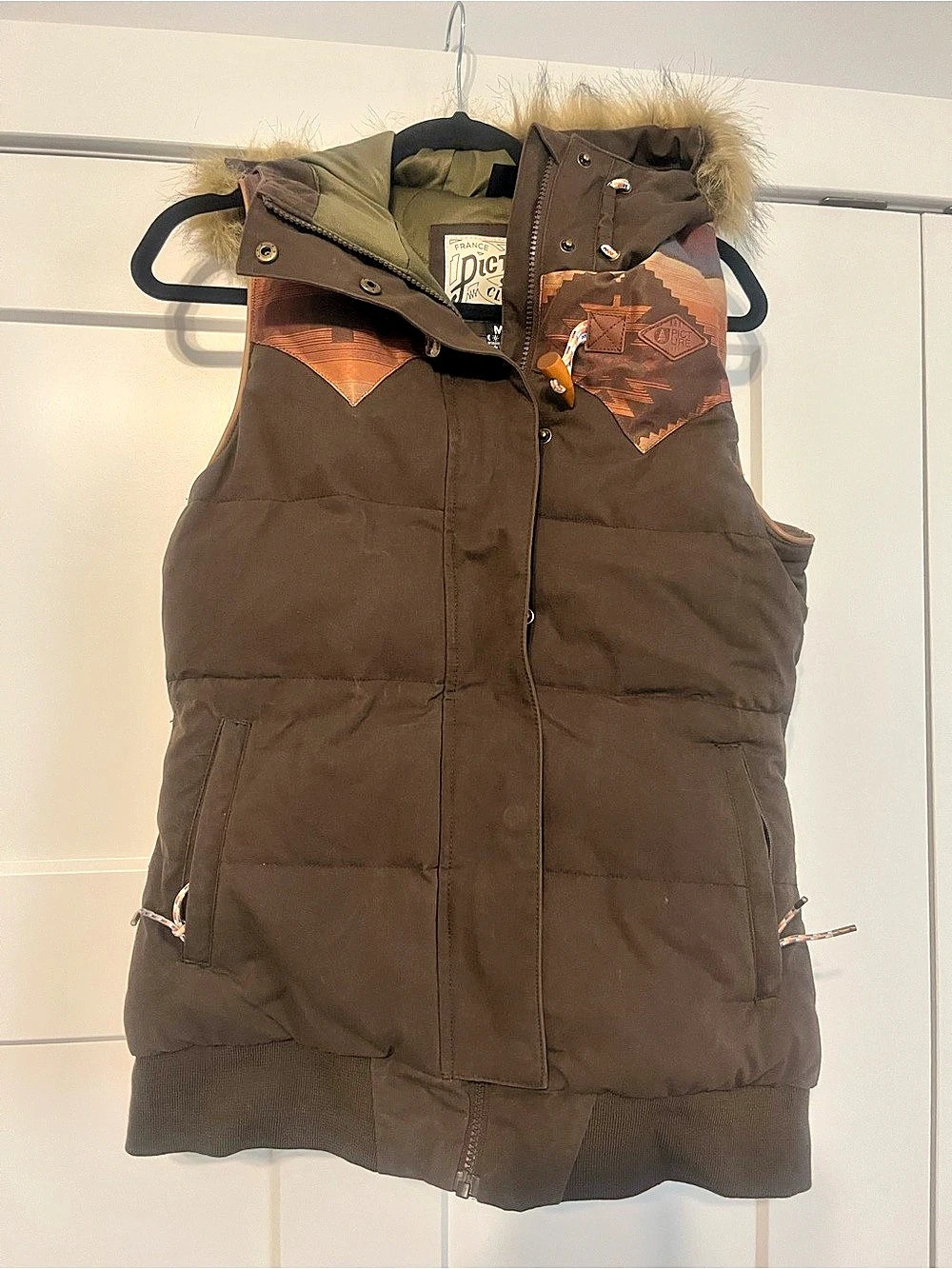 Picture Geometric Hooded Puffer Vest Brown & Green Medium